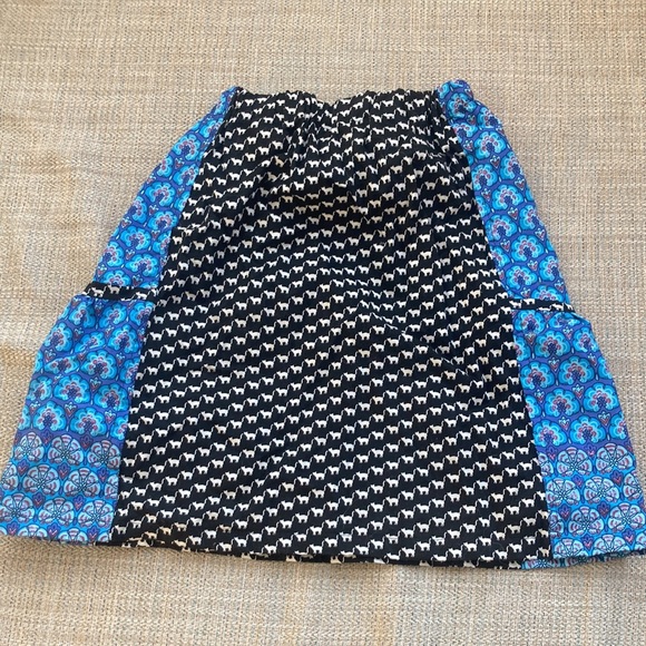Girls fun print skirt - Picture 2 of 2